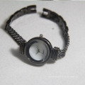 Luxury fashion waterproof lady OEM buckle watch for lady watch